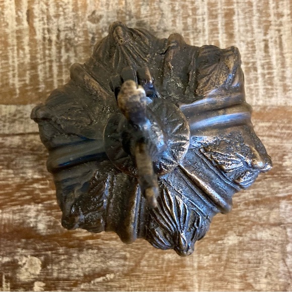 Vintage Ornate Footed Metal Inkwell with Rooster Lid - Picture 13 of 16